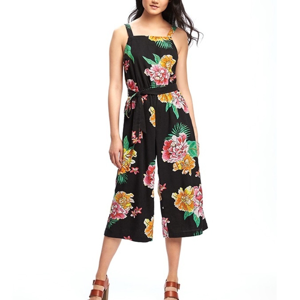 OLD NAVY Linen-Blend Tie-Belt Jumpsuit Floral Black Jumpsuit Sz L Wide Leg Crop